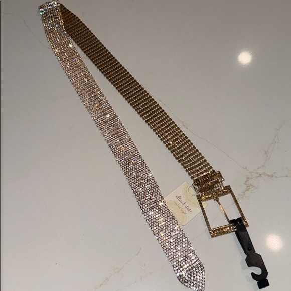 Gold & Rhinestone Fashion Belt - Picture 4 of 4
